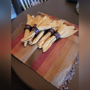 NWOT Pier One Placemat, Napkin And Wood Ring Set